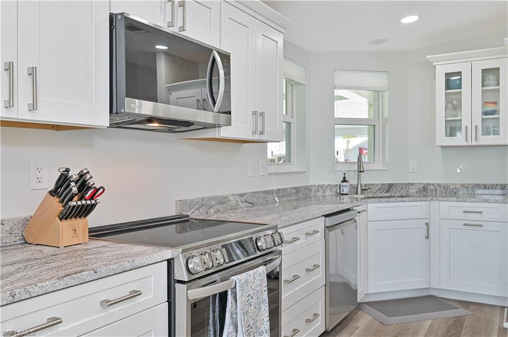 BAYSIDE ESTATES - Residential