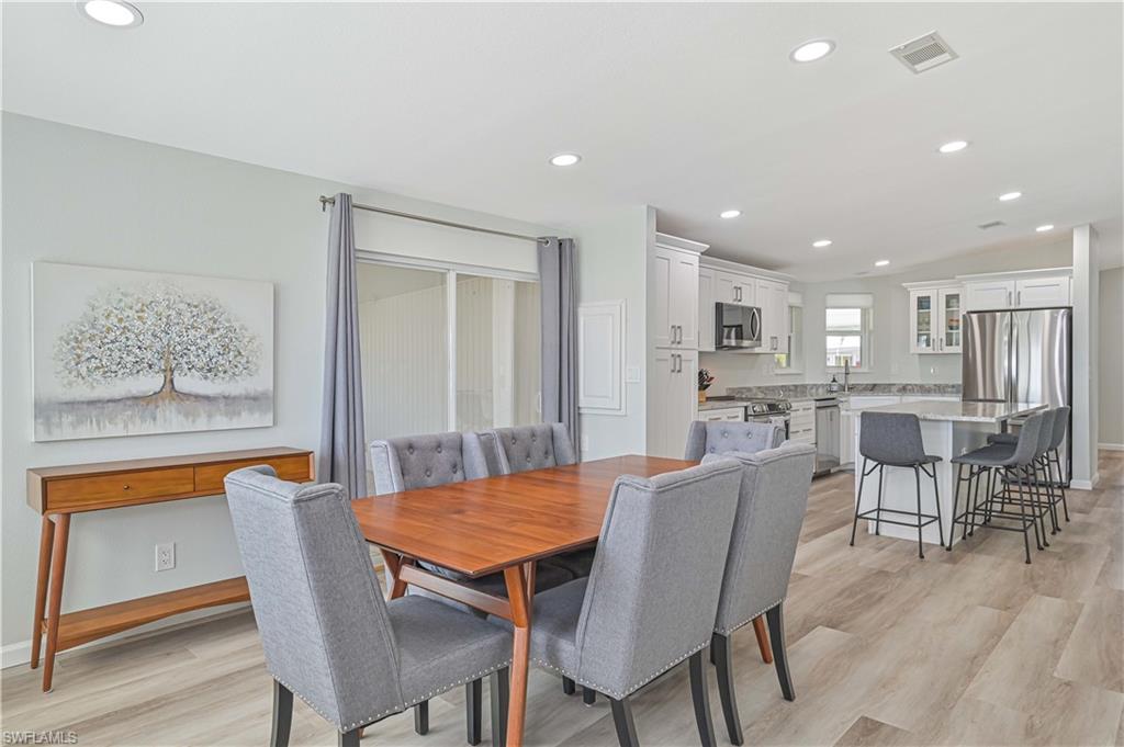 BAYSIDE ESTATES - Residential