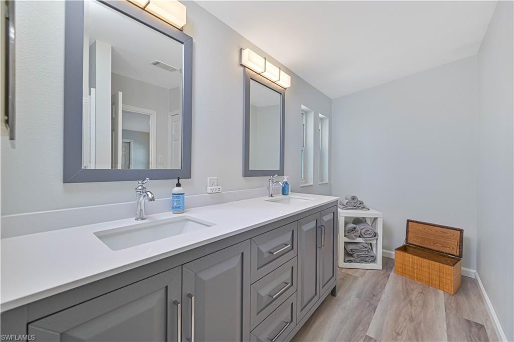 BAYSIDE ESTATES - Residential