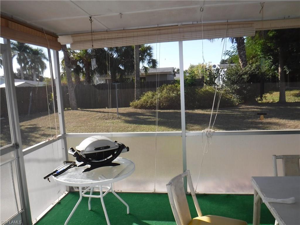 NAPLES SOUTH - Residential