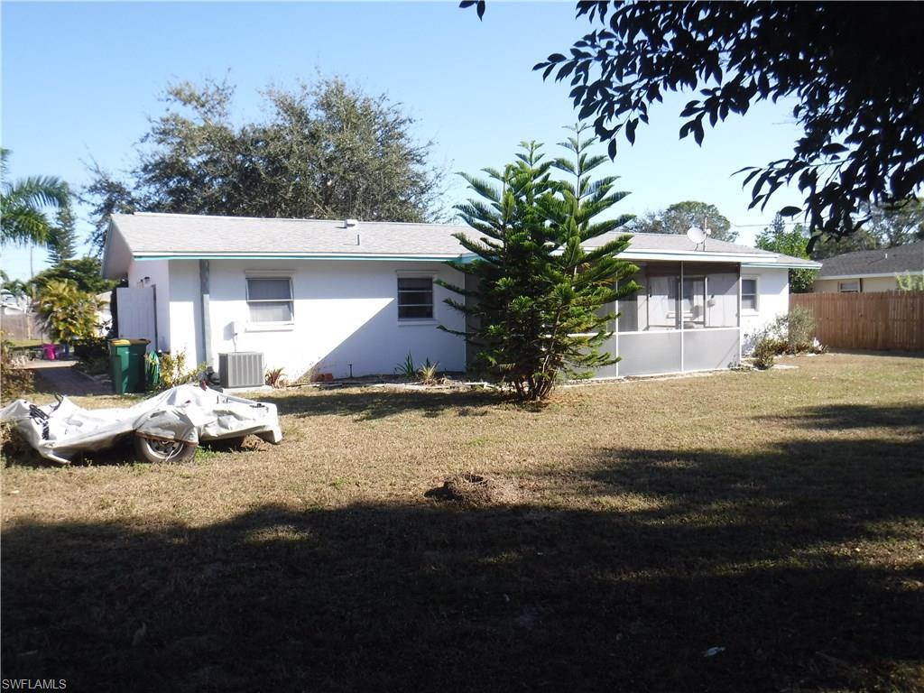 NAPLES SOUTH - Residential