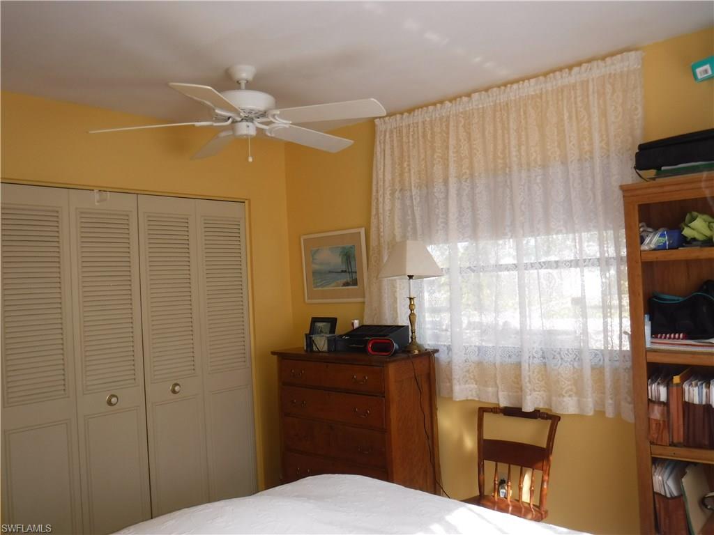 NAPLES SOUTH - Residential