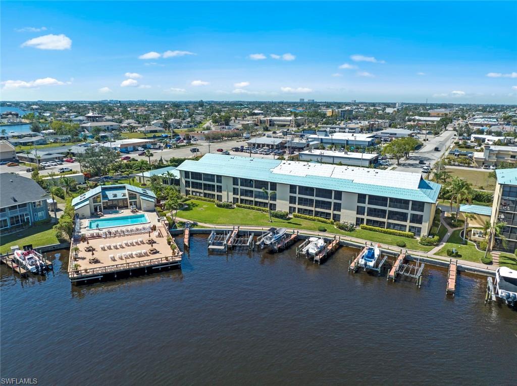 CLIPPER BAY CONDO - Residential