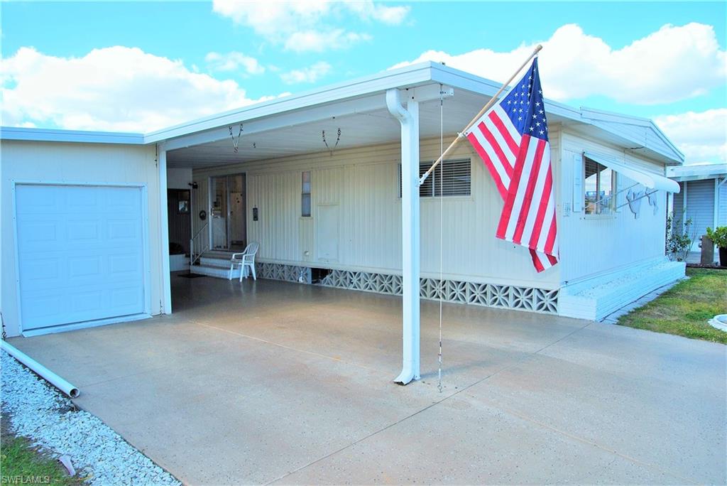 SIX LAKES COUNTRY CLUB - Residential