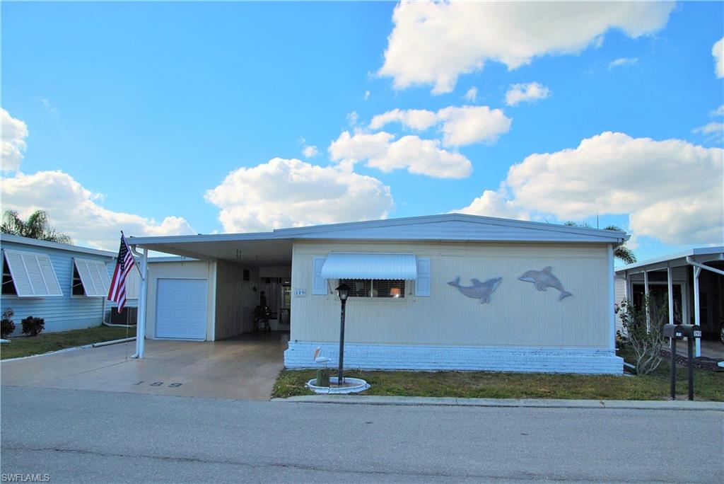 SIX LAKES COUNTRY CLUB - Residential