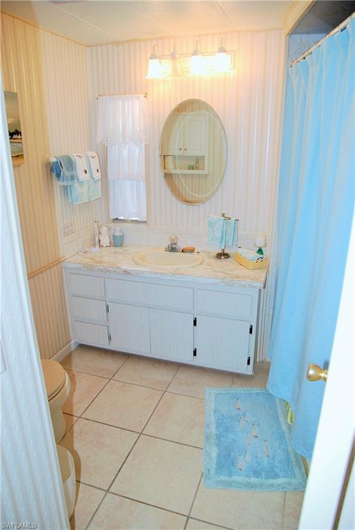 SIX LAKES COUNTRY CLUB - Residential