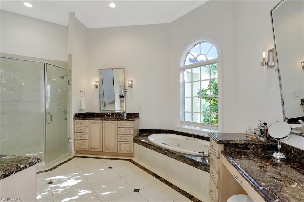 MOORINGS - Residential