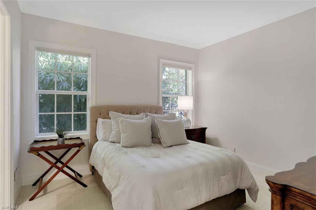 MOORINGS - Residential