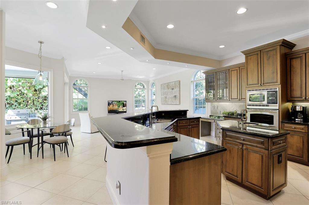 MOORINGS - Residential