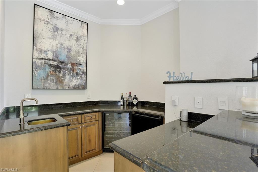 MOORINGS - Residential