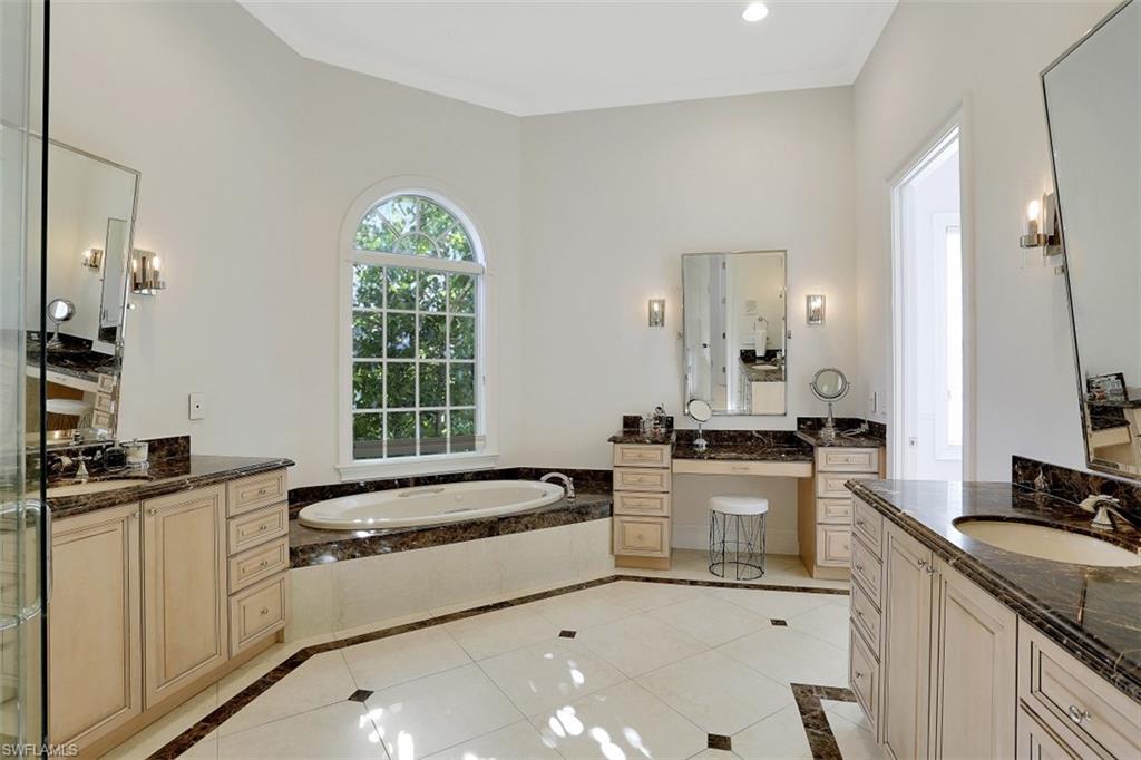 MOORINGS - Residential