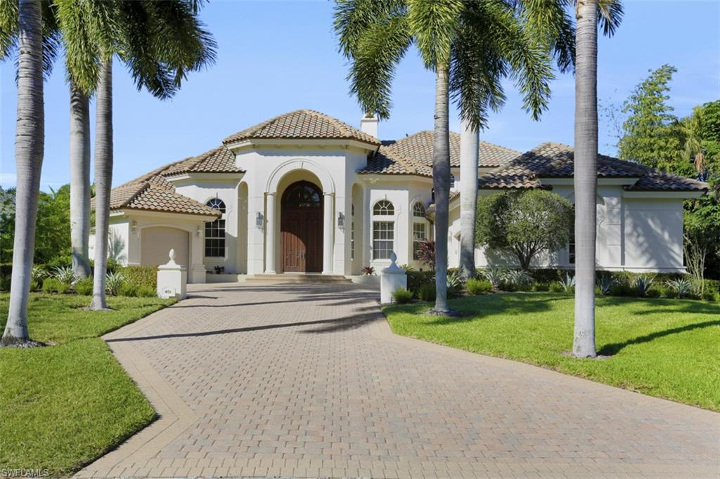 MOORINGS - Residential