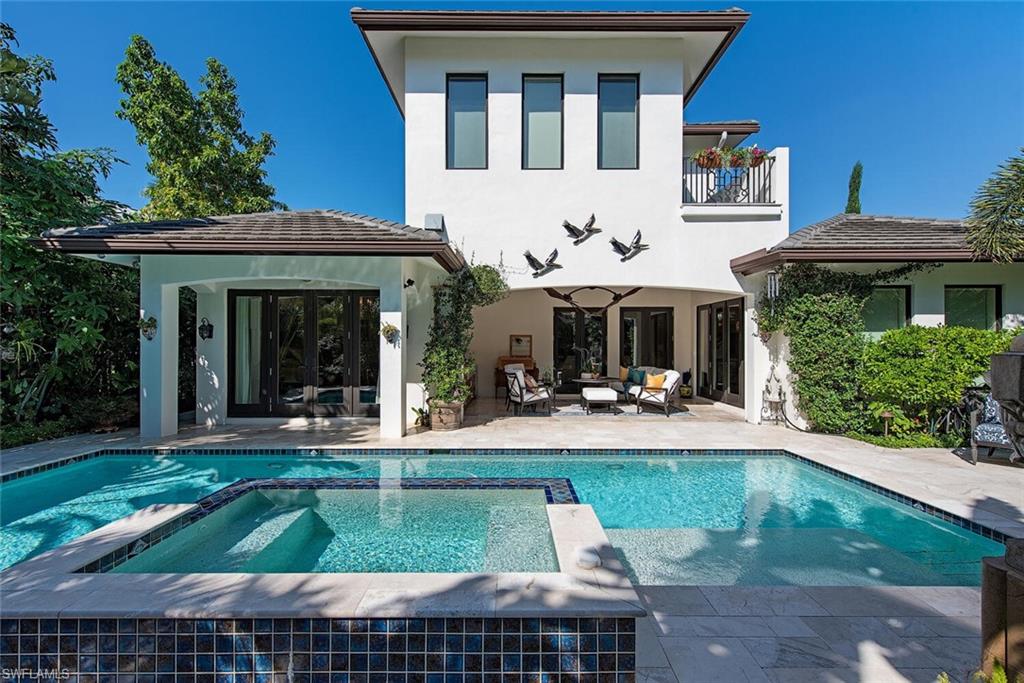 OLDE NAPLES - Residential