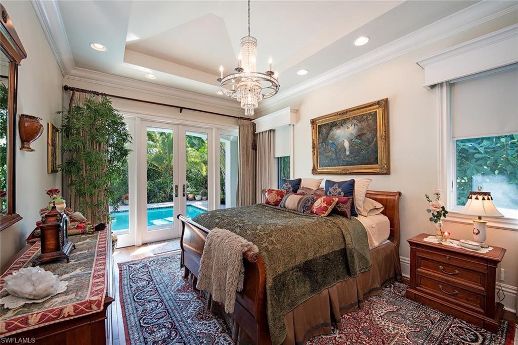 OLDE NAPLES - Residential