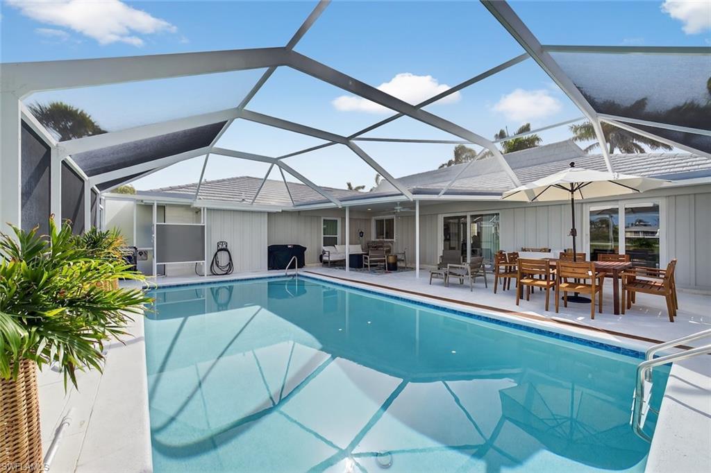 BEACHVIEW COUNTRY CLUB ESTATES - Residential