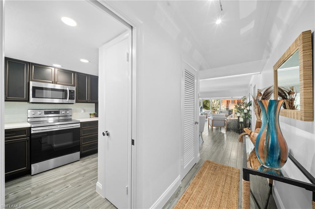 280 2nd AVE S 303