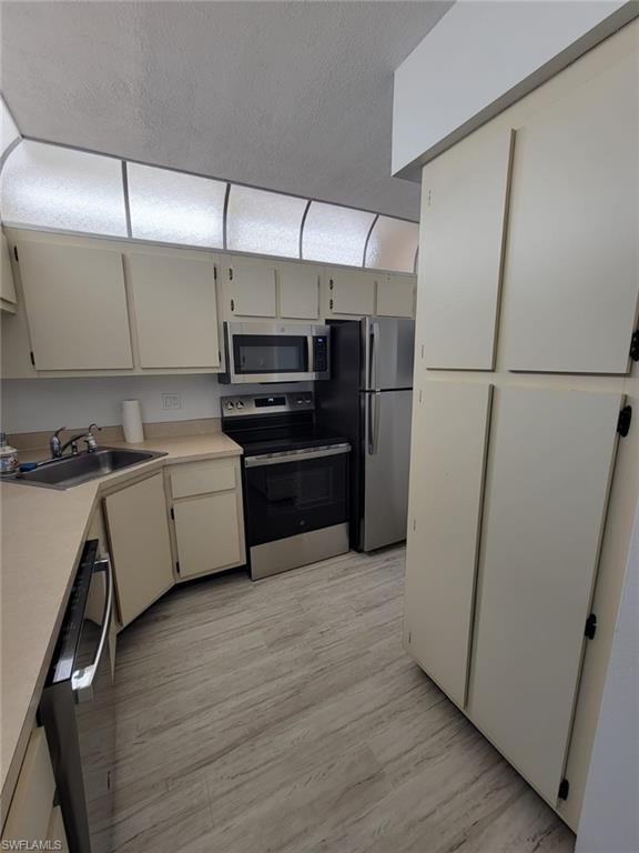 PINE RIDGE OF FORT MYERS VILLAGE - Residential