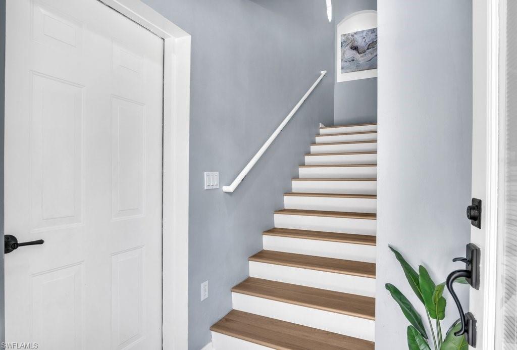 GULF HIDEAWAY - Residential