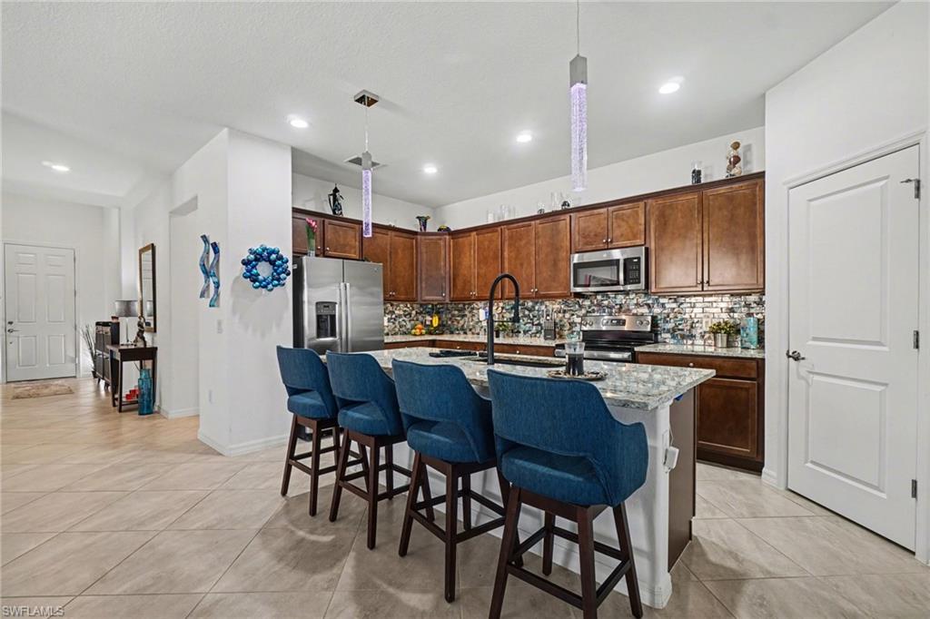 PORTICO - Residential