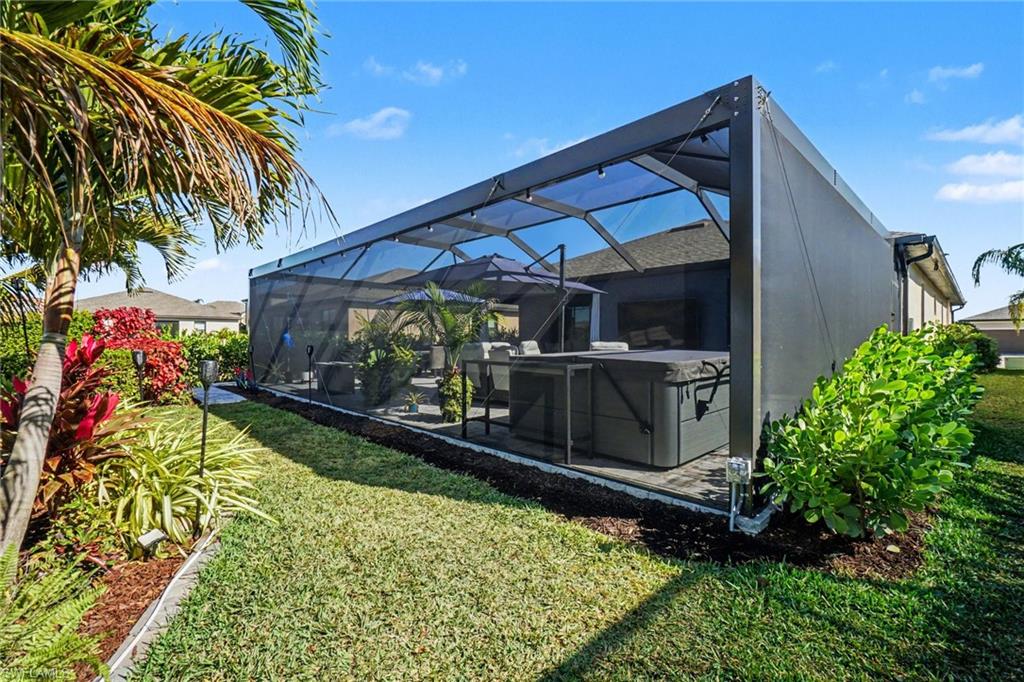 PORTICO - Residential