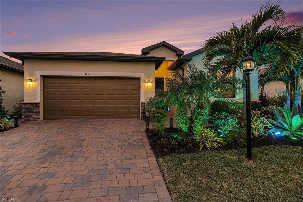 PORTICO - Residential