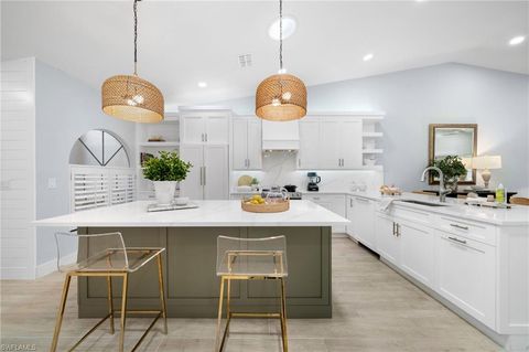 744 Wiggins Bay DR 12R NAPLES FL 34110