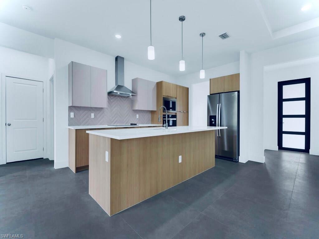 LEHIGH ACRES - Residential