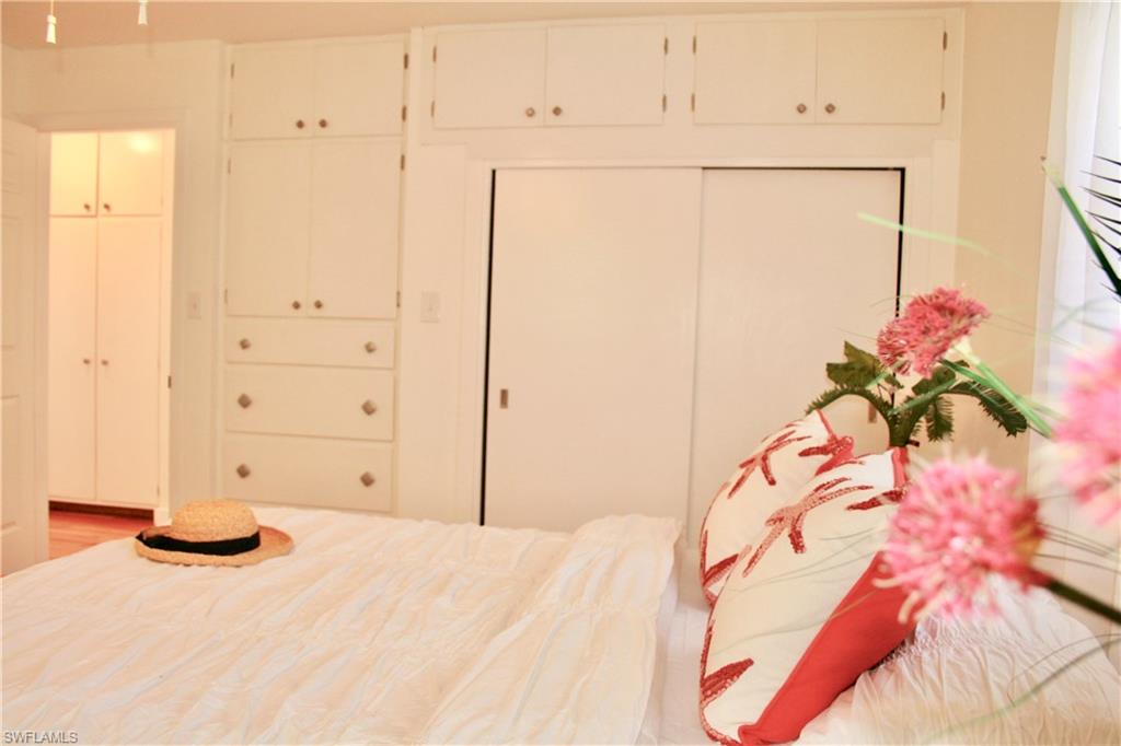 BONITA SHORES - Residential