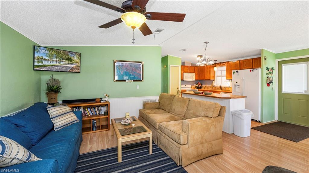 WEST WIND ESTATES - Residential