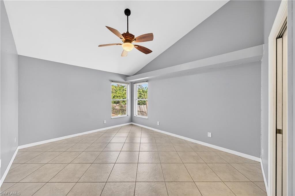 SAN CARLOS PARK - Residential