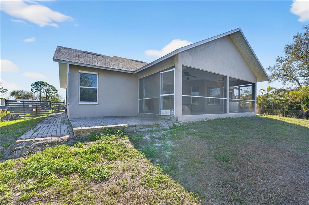 SAN CARLOS PARK - Residential