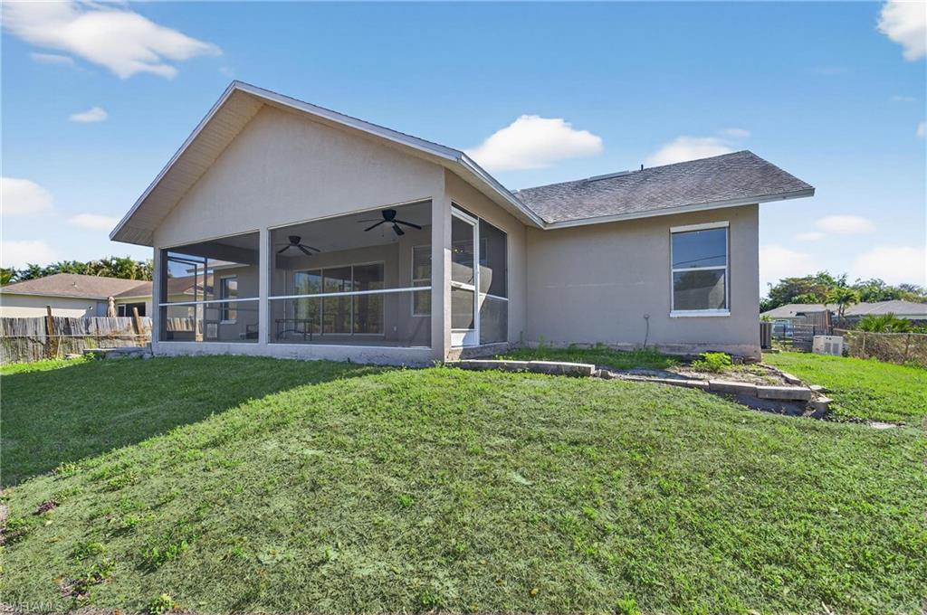 SAN CARLOS PARK - Residential