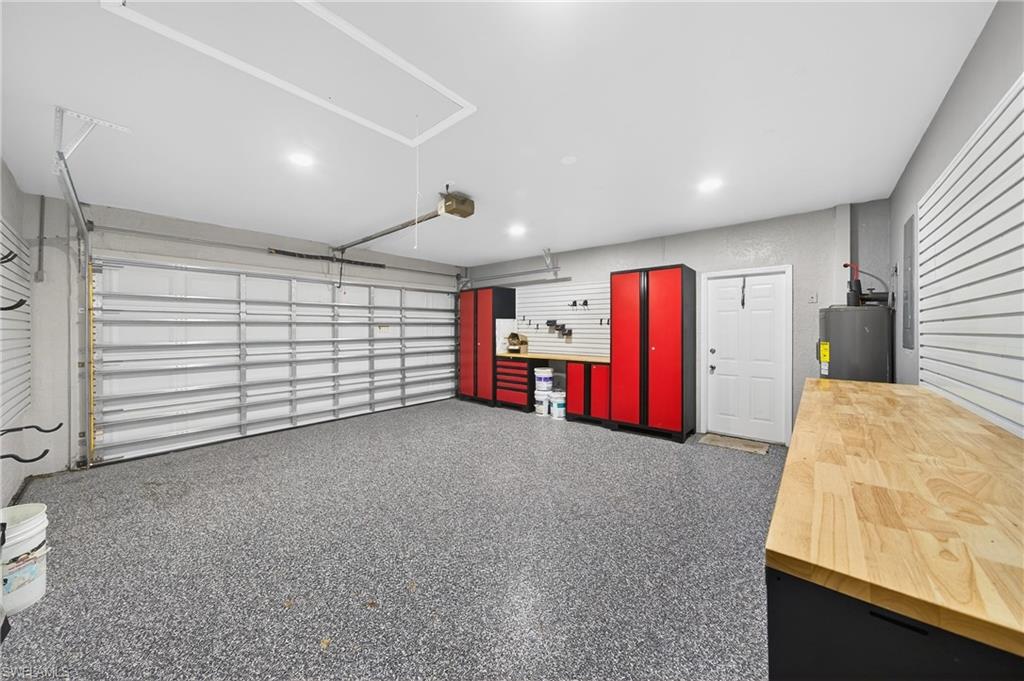 SAN CARLOS PARK - Residential