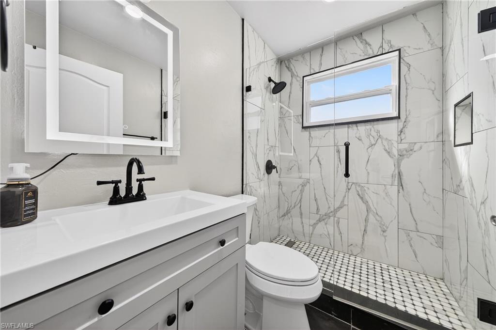 SAN CARLOS PARK - Residential