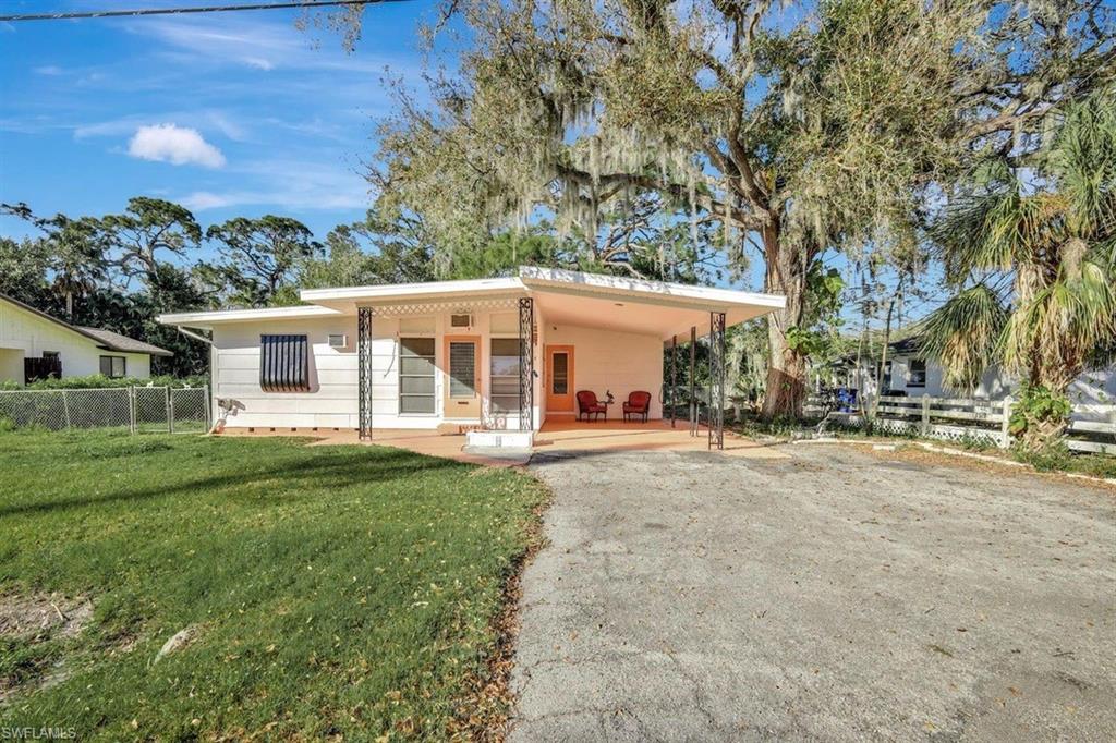 NORTH FORT MYERS - Residential