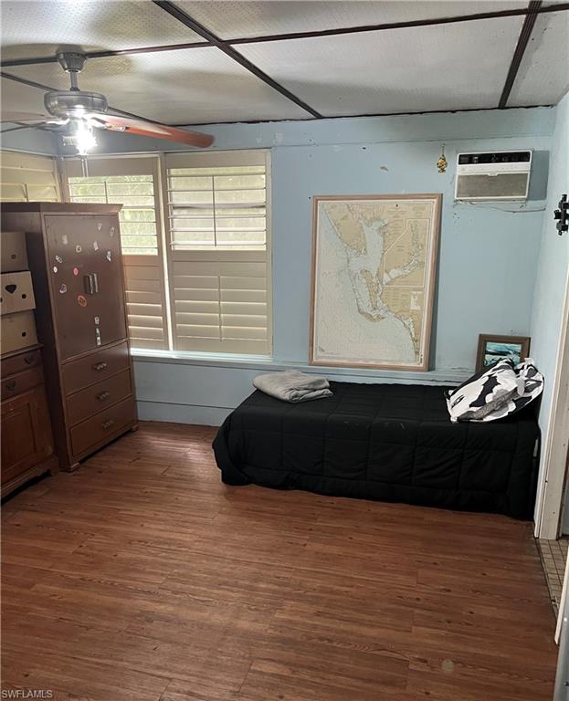 NORTH FORT MYERS - Residential