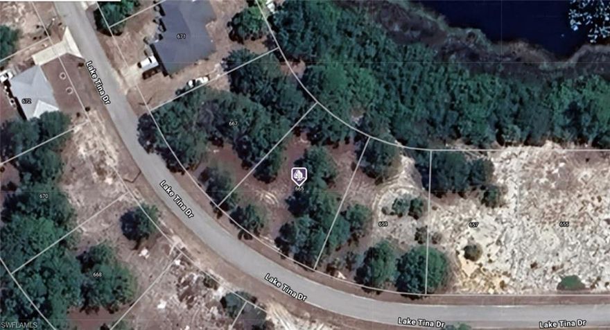 A VACANT LOT IN LAKE PLACID IN HIGHLANDS COUNTY!!!