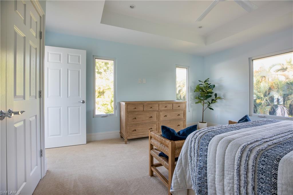 MOORINGS - Residential