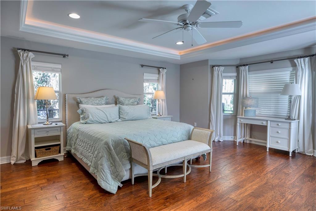 MOORINGS - Residential