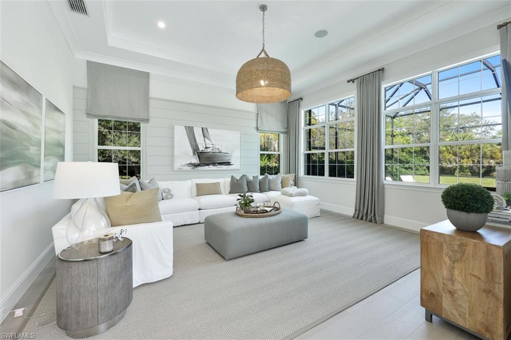 PINE RIDGE - Residential