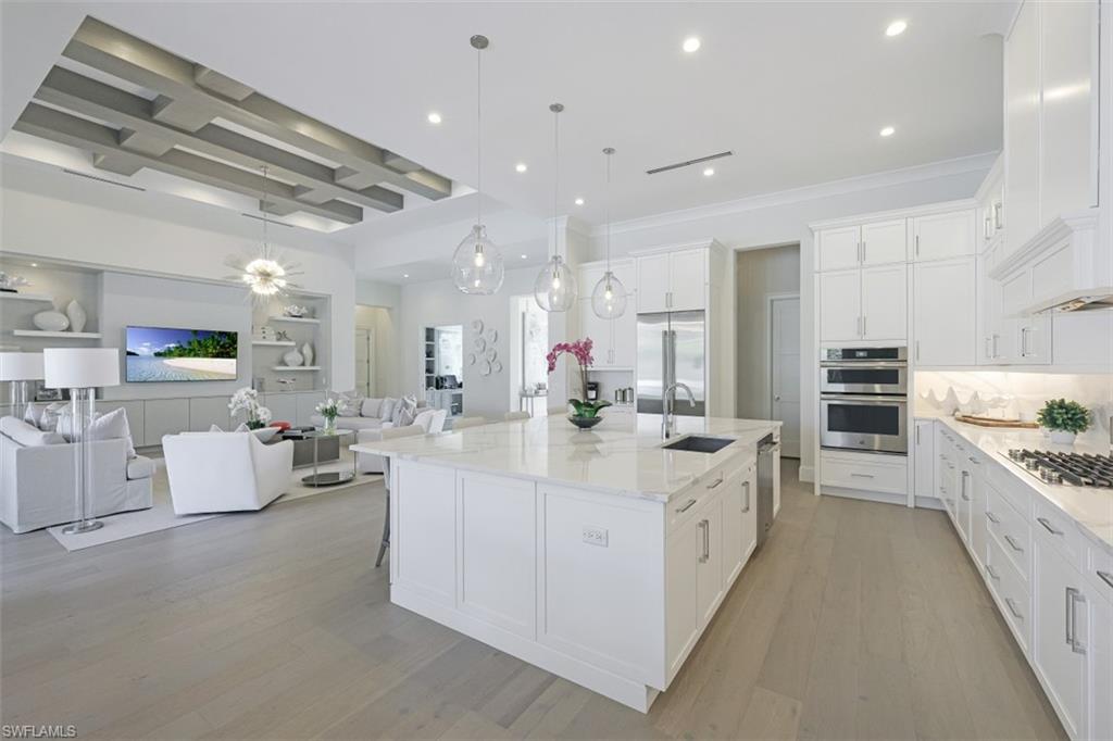 PINE RIDGE - Residential