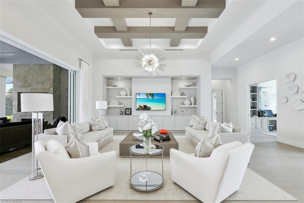 PINE RIDGE - Residential