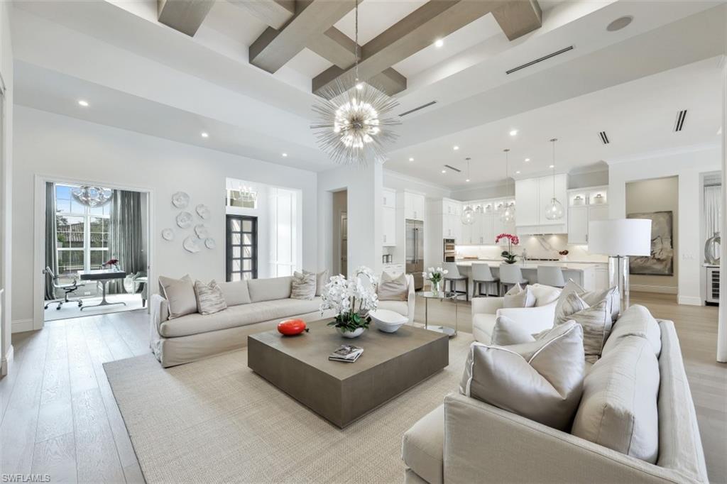 PINE RIDGE - Residential