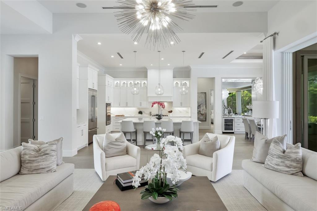 PINE RIDGE - Residential