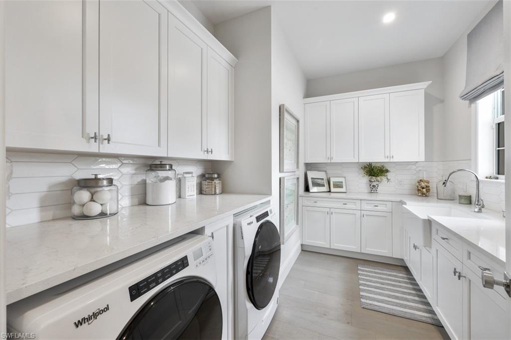 PINE RIDGE - Residential