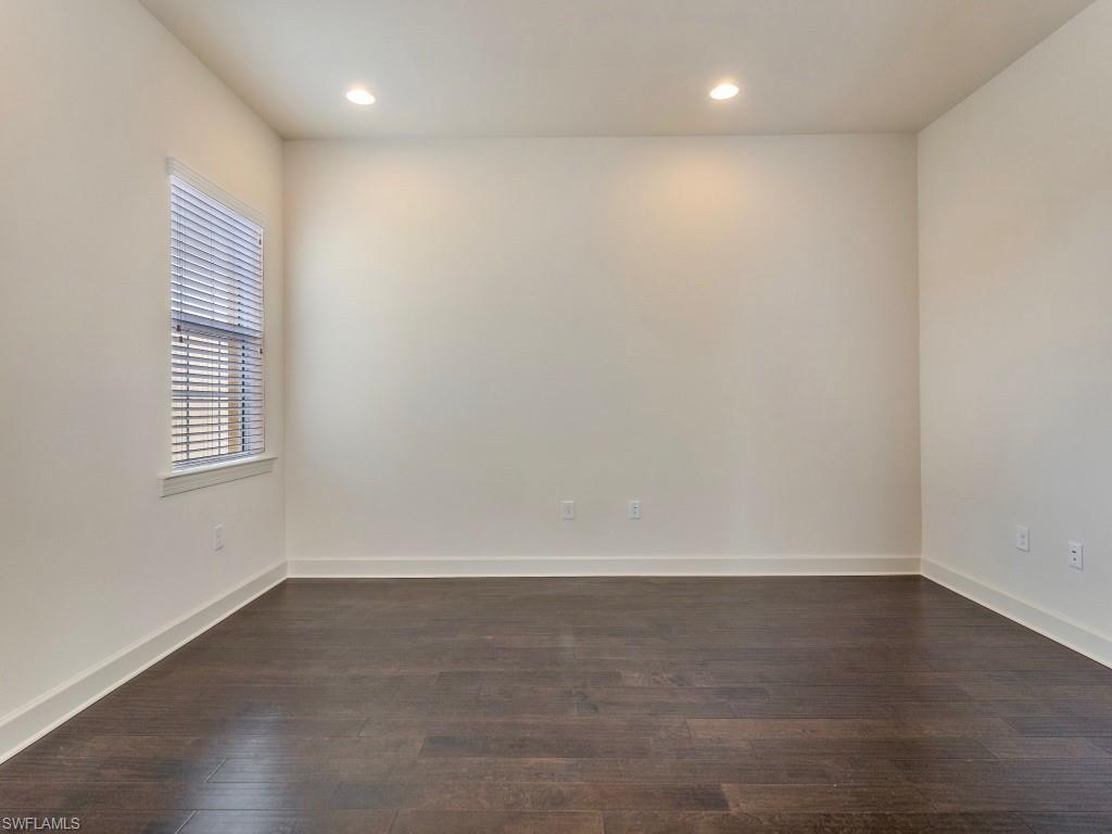 SOMERSET - Residential