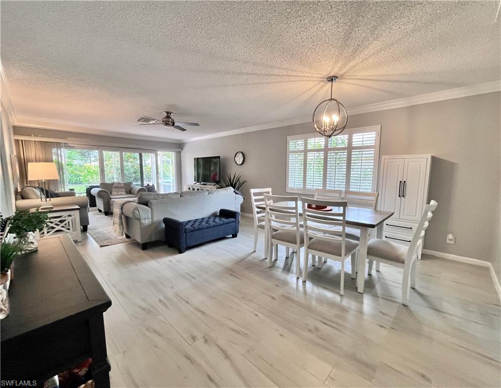 34 Glades BLVD 1461