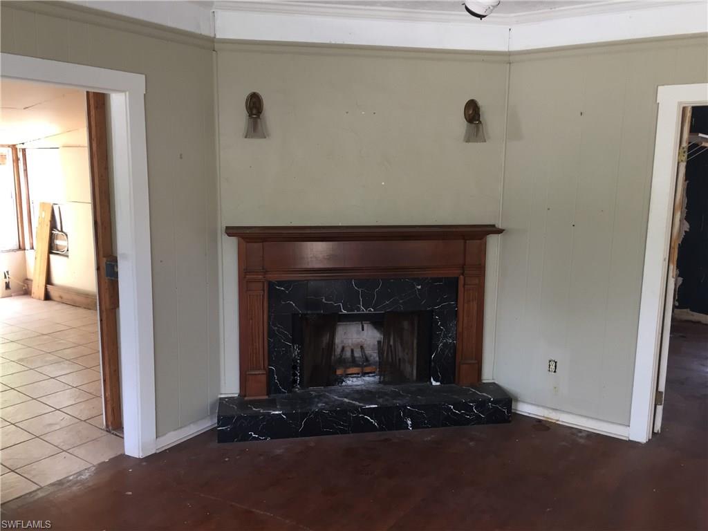 FORT MYERS - Residential