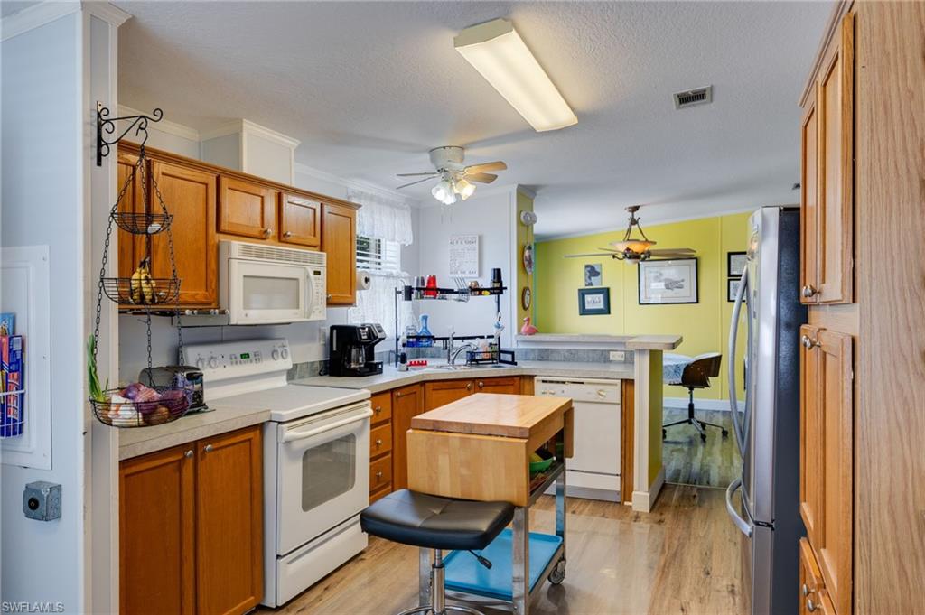 SPRING WOODS M/H SUBD - Residential