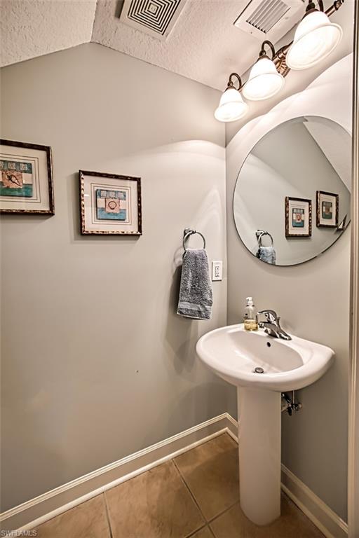 SAIL HARBOUR - Residential